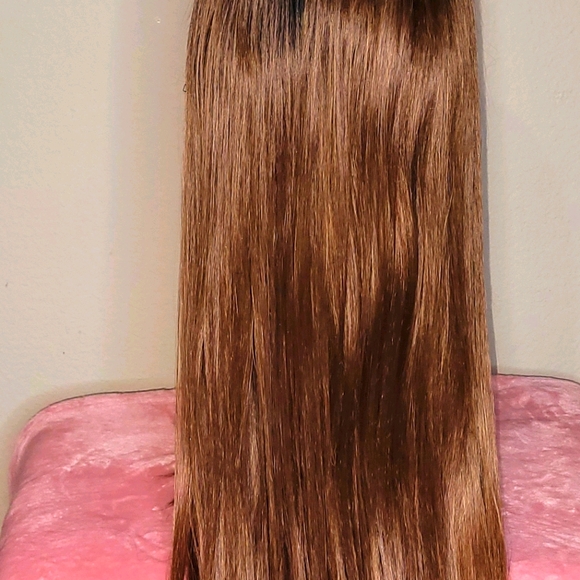 20 inch Honey Blonde Synthetic lace front wig - Picture 4 of 7